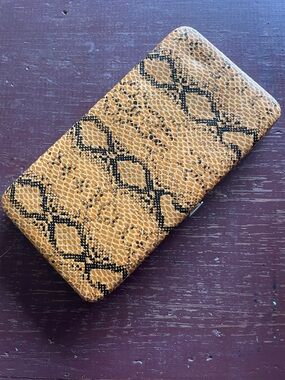 Slim Hardside Wallet